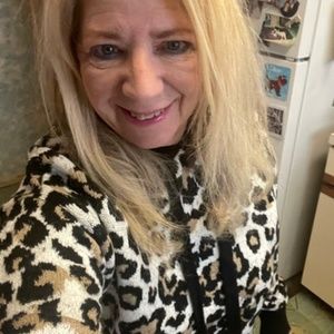 Meet your Posher, Rhonda